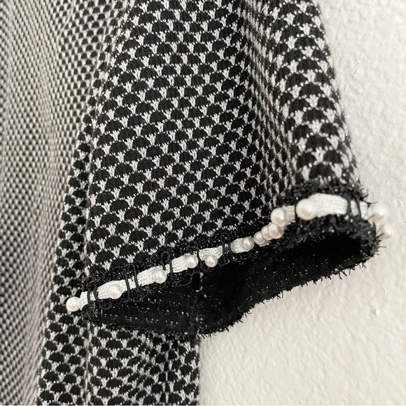 Women's ELLE Faux Pearl-Embellished Top - Picture 5 of 8